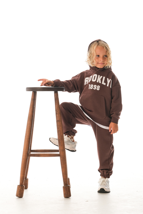 KAPŞONLU -BEYAZ ETEK DETAYLI  ÇOCUK EŞOFMAN TAKIMI