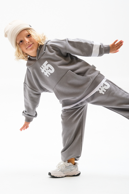 UNİSEX 4-12 YAŞ ETEK PARÇA DETAYLI KABARTMA BASKILI ÇOCUK TAKIM